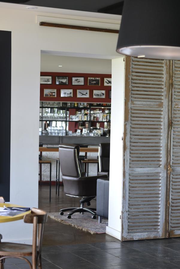 Logis Hotel & Restaurant De L'Aerodrome De La Baie De Somme Buigny-Saint-Maclou Kültér fotó